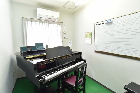 ピアノ個人専用部屋