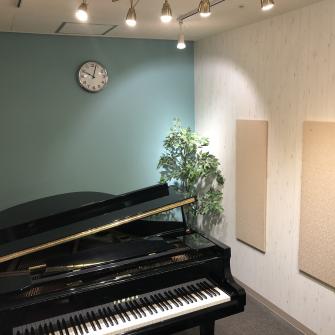 ピアノプライベートレッスンルーム
