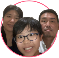 末川樹さん（小３）明子さん・浩人さん（鹿児島県／十字屋）