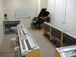 音楽教室L1部屋